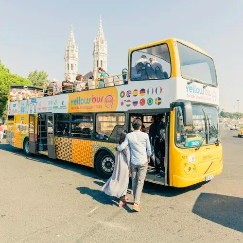 Lisbon: Unlimited bus, boat and streetcar travel for 72 or 96 hours · publisher image