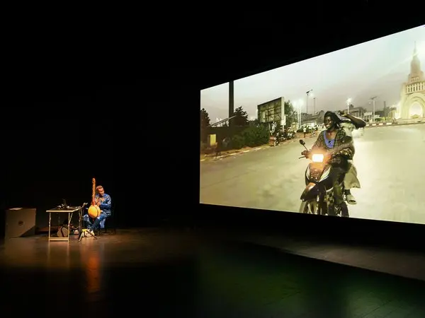 Rimini Protokoll / Théâtre Vidy-Lausanne / Les Praticables Mali Futur Live · publisher image