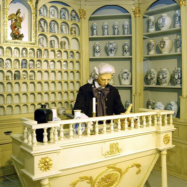 Visit to the Pharmacy Museum · publisher image