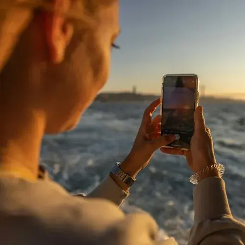 Boat trip along the Tagus at sunset with Lisboat · publisher image