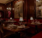 The warmly lit original Café de São Bento dining room