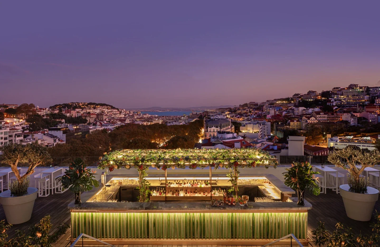 SEEN Sky Bar and Lisbon’s skyline at dusk